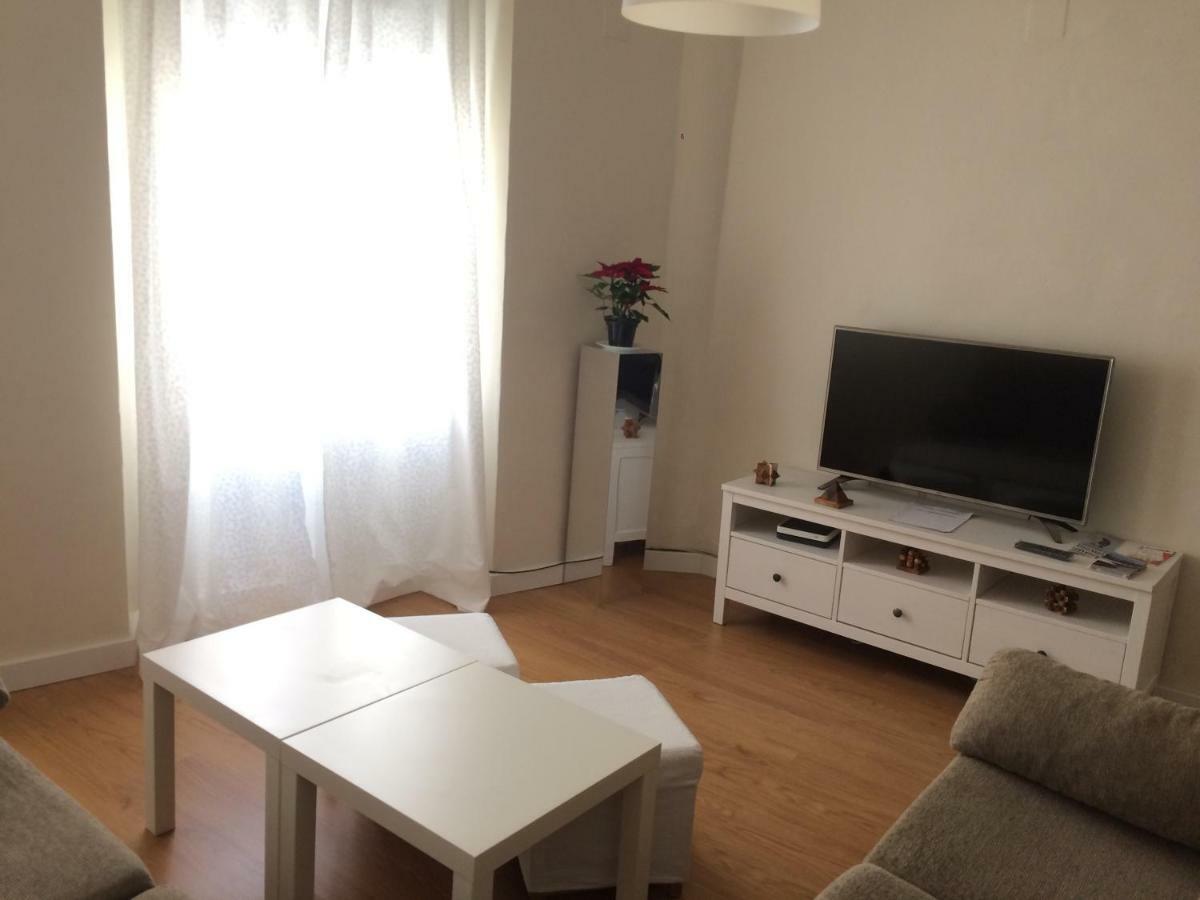Apartament Peris Mencheta Sewilla Zewnętrze zdjęcie